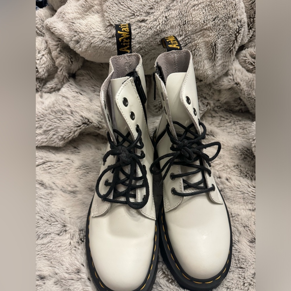 Doc Marten Jadon Platform